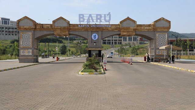 Bartın Üniversitesine bu yıl genel kontenjanla lisans programlarına 1.576, ön lisans programlarına ise 1.352 olmak üzere toplam 2.928…